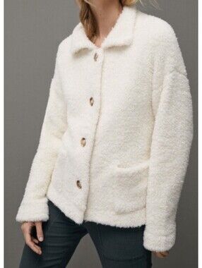 AMADI white fuzzy button down jacket cardigan sz L